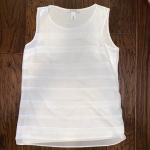 Women’s White House Black Market tank top